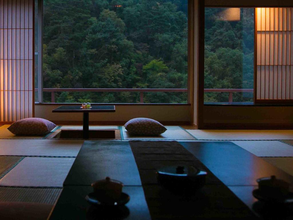 Ookawaso Hotel Aizuwakamatsu Bagian luar foto